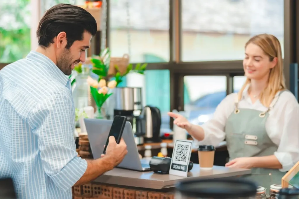 Código QR para incentivar reseñas de clientes en Google y TripAdvisor